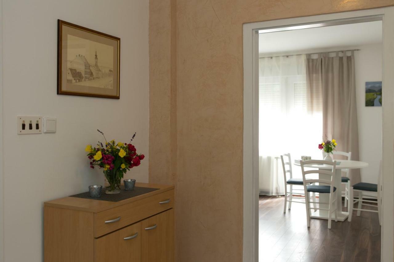 오토칵 Apartman Maja 아파트 외부 사진