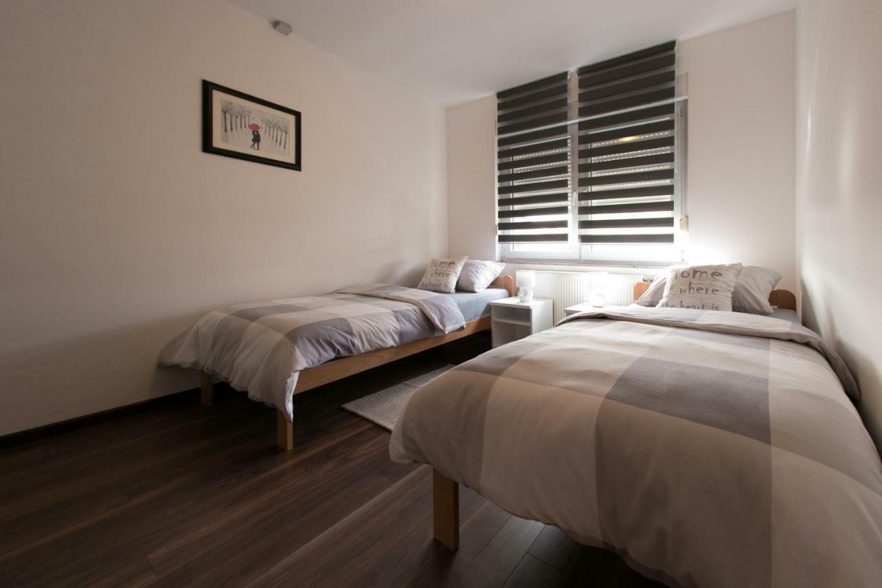 오토칵 Apartman Maja 아파트 외부 사진